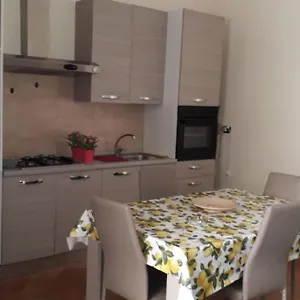  Casa vacanze Casa Nonna Nzina Italia