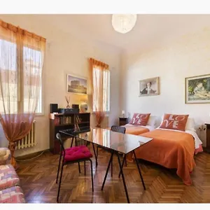 Tre Gigli Apartment, 5 Minutes From Station, Via Palazzuolo 55 Florence
